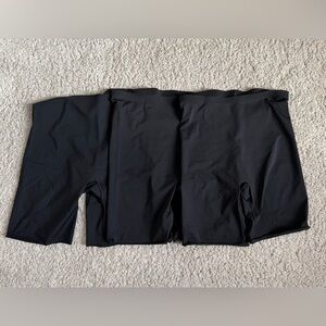SPANX Black Seamless Mid-Thigh Short Bundle Size Small